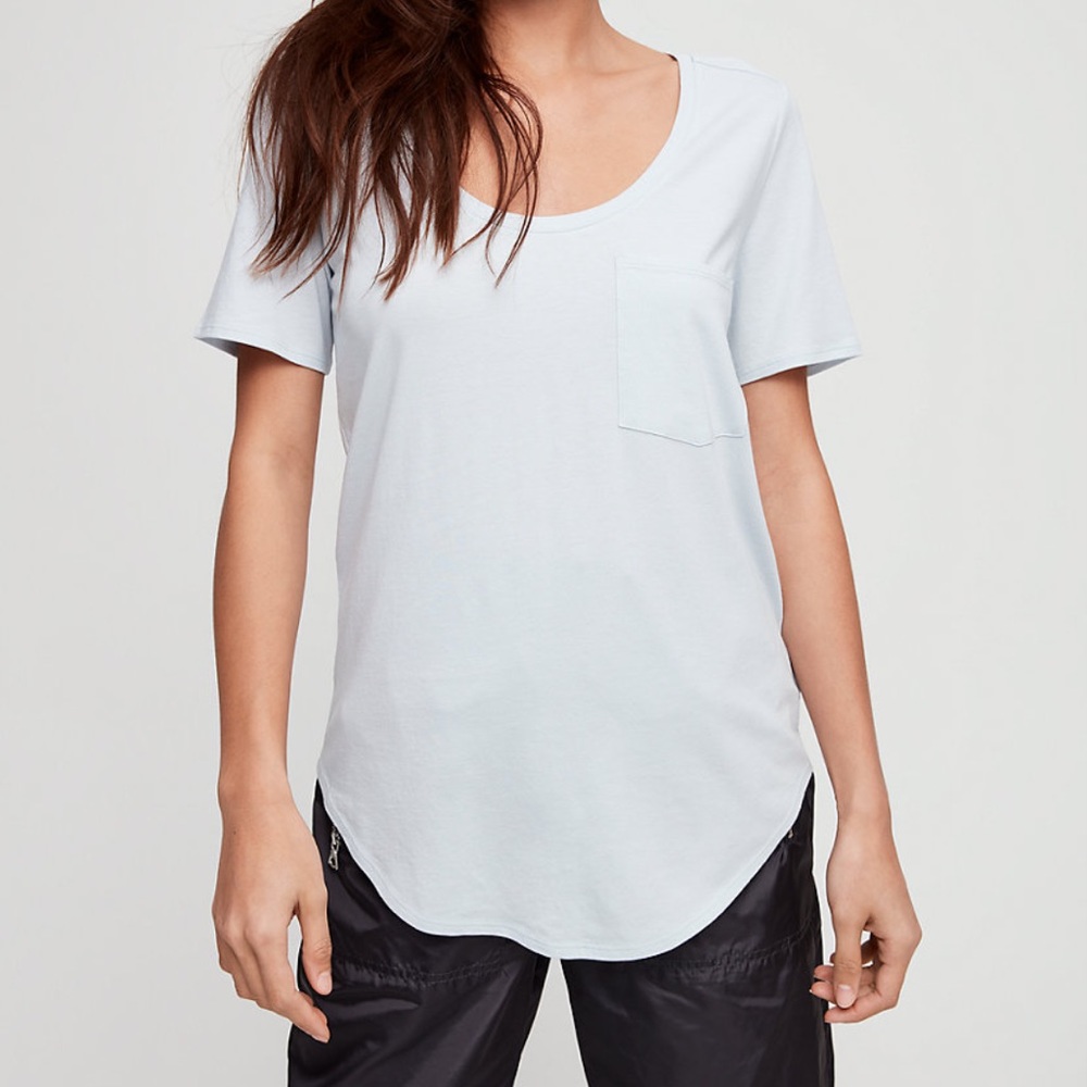 Striped scoop neck t-shirt front pocket size xs